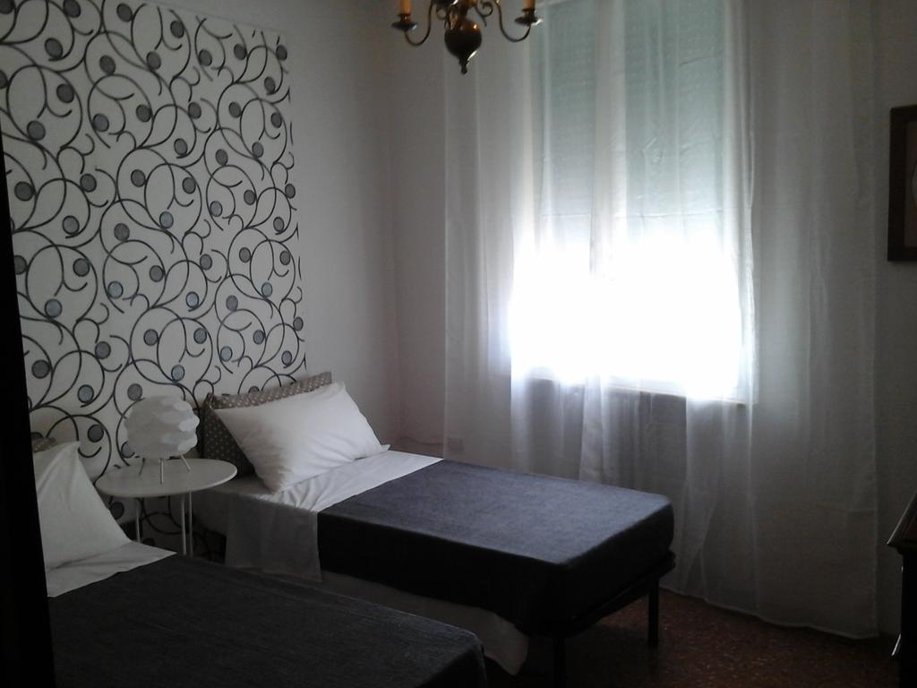 L.T. Schneider B&B Bologna Ngoại thất bức ảnh