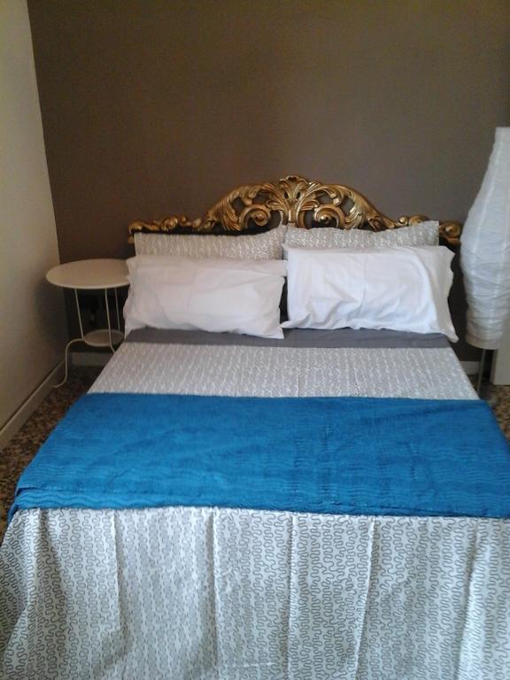 L.T. Schneider B&B Bologna Phòng bức ảnh